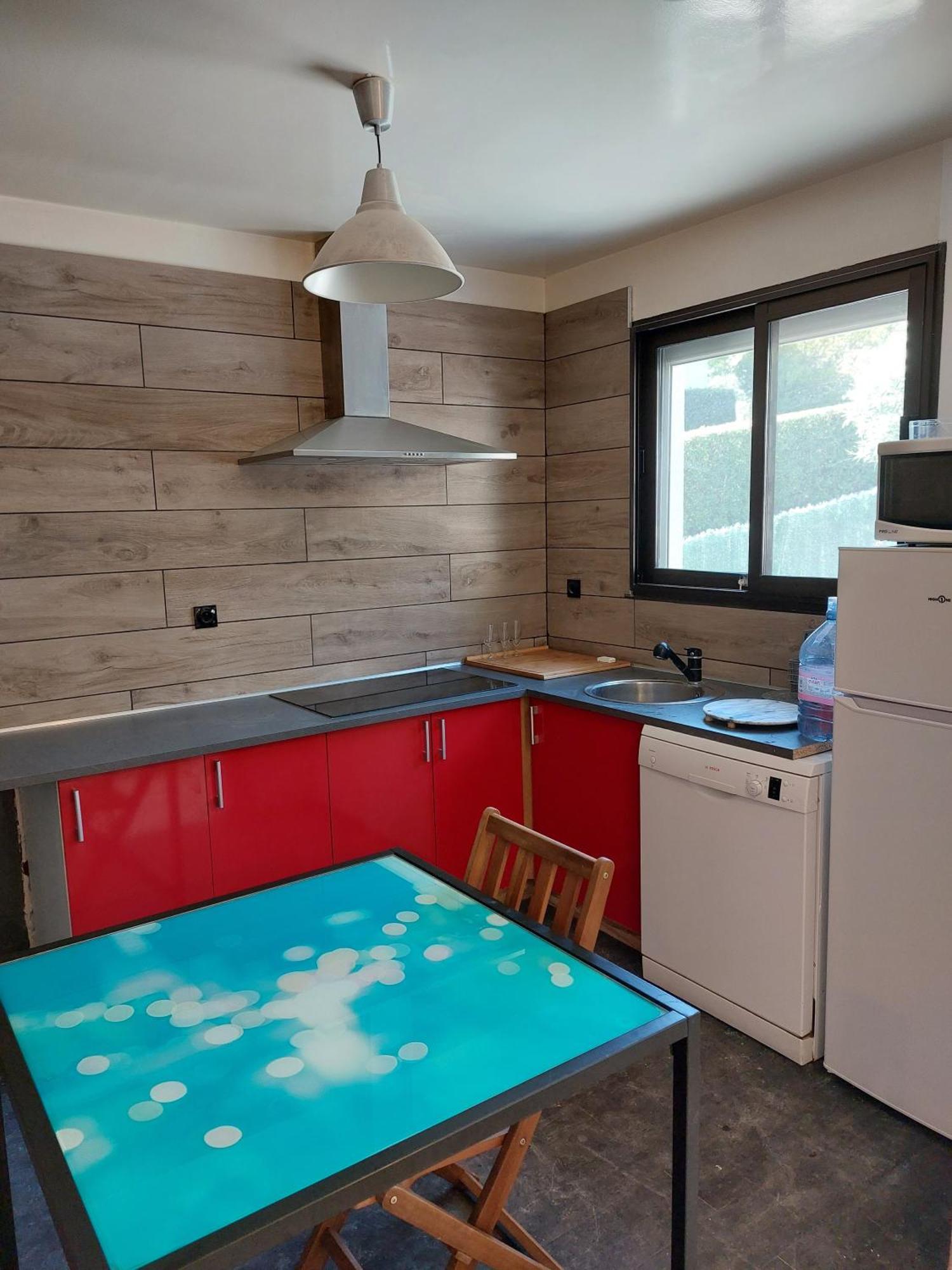 Chalet Fleuve Avec Parking-Barbecue Yerres Exterior photo